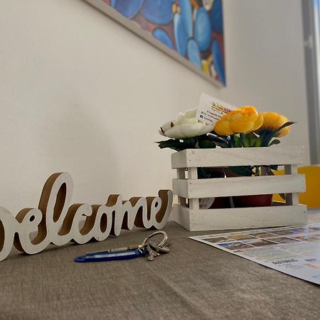 A Casa Di Alex Apartment Palermo Ngoại thất bức ảnh